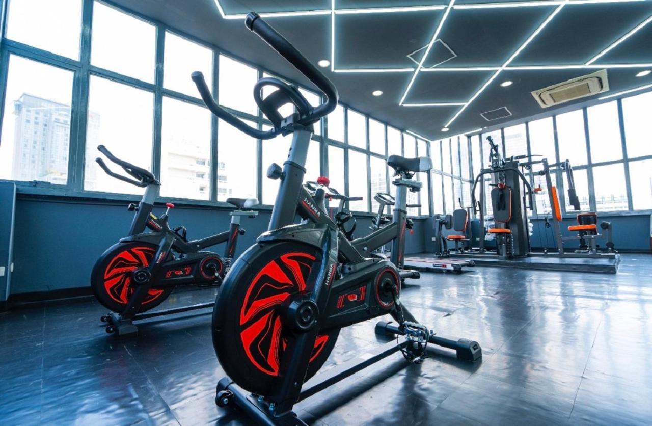 Sapphire hotel Silom Bangkok 蓝宝石曼谷酒店 外观 照片 A stationary bicycle
