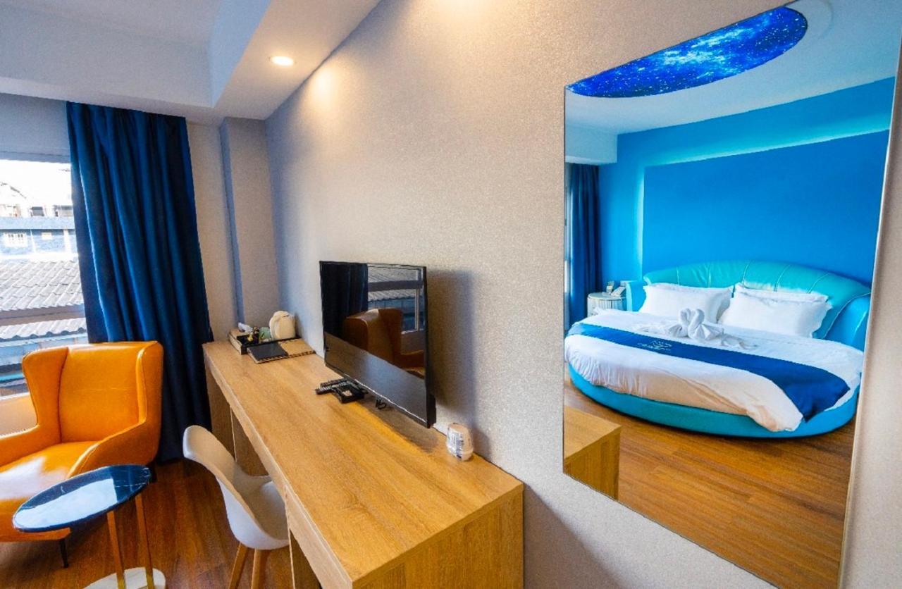 Sapphire hotel Silom Bangkok 蓝宝石曼谷酒店 外观 照片 Deluxe room
