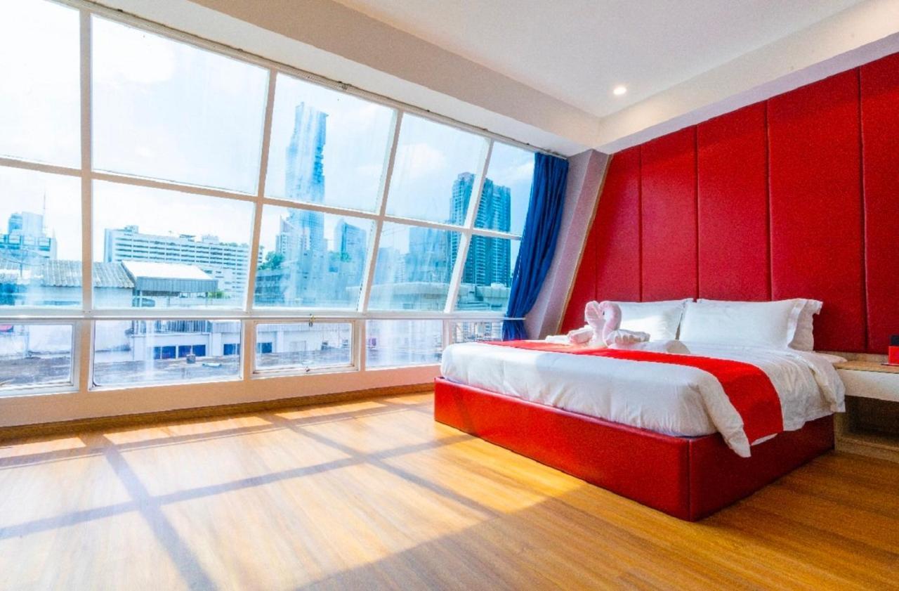 Sapphire hotel Silom Bangkok 蓝宝石曼谷酒店 外观 照片 A bedroom at the hotel