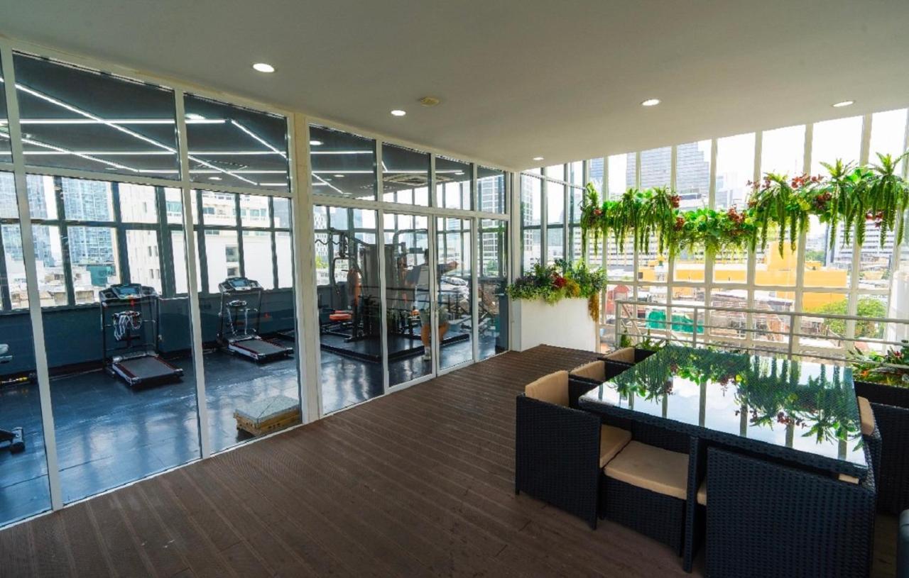Sapphire hotel Silom Bangkok 蓝宝石曼谷酒店 外观 照片 The 3D rendering of the gym at the 10th floor