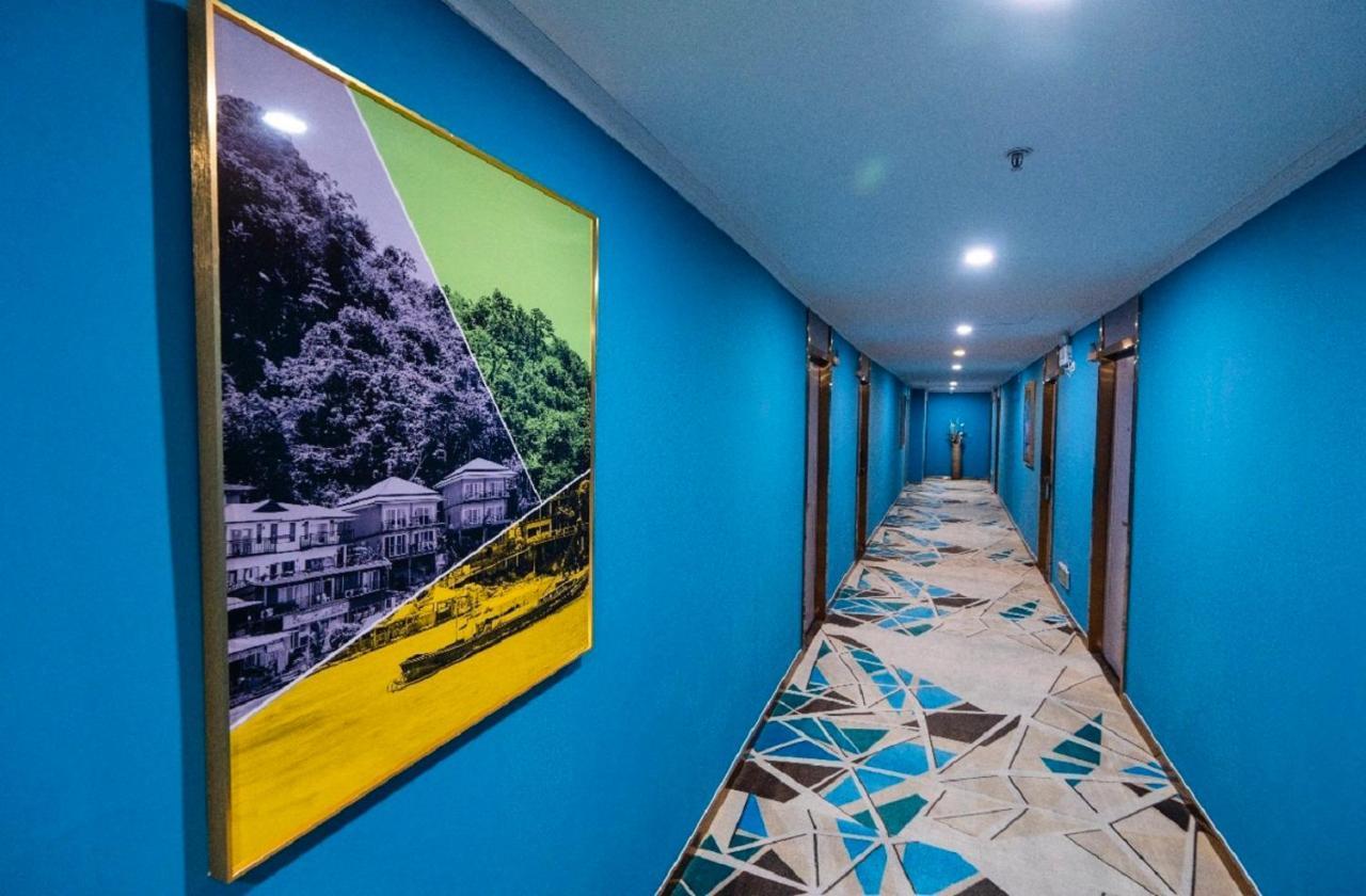Sapphire hotel Silom Bangkok 蓝宝石曼谷酒店 外观 照片 Interior of the hotel