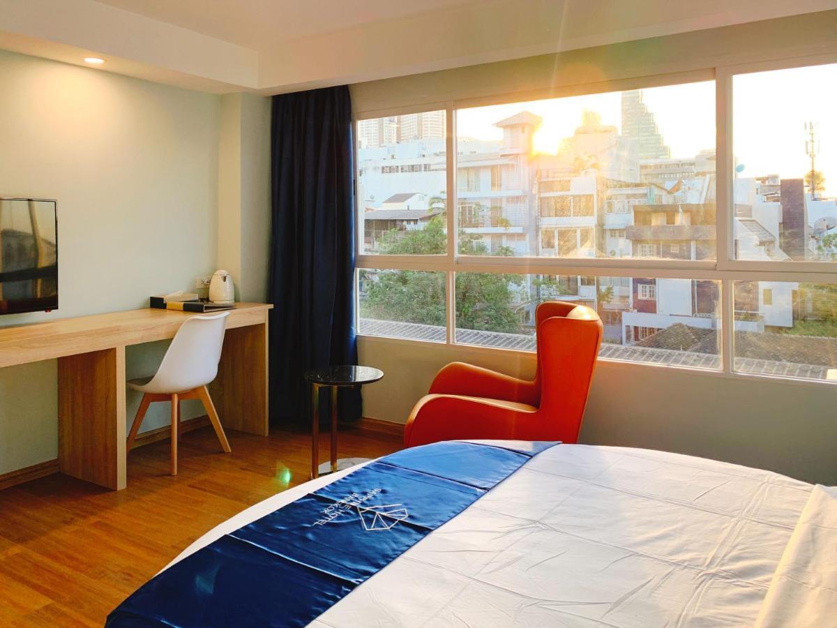 Sapphire hotel Silom Bangkok 蓝宝石曼谷酒店 外观 照片 A room at the hotel