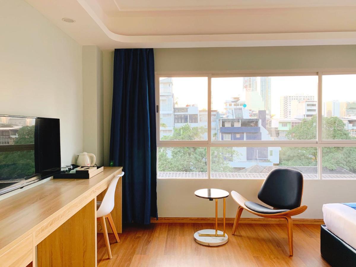 Sapphire hotel Silom Bangkok 蓝宝石曼谷酒店 外观 照片 A room at the hotel