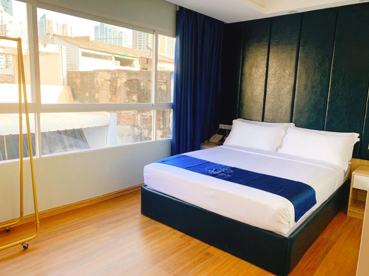 Sapphire hotel Silom Bangkok 蓝宝石曼谷酒店 外观 照片 Deluxe Room